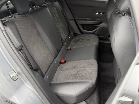 Vauxhall Mokka 1.5 Turbo D Ultimate 5dr 33