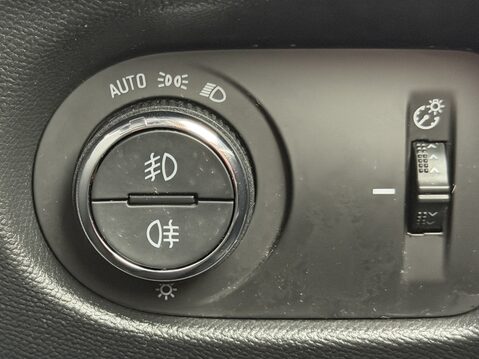 Vauxhall Mokka 1.5 Turbo D Ultimate 5dr 31