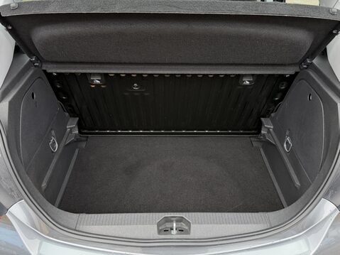 Vauxhall Corsa 1.4 Design 5dr 37