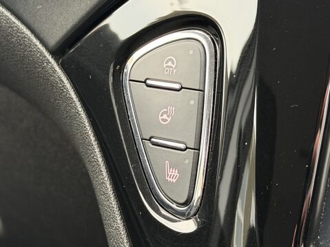 Vauxhall Corsa 1.4 Design 5dr 24