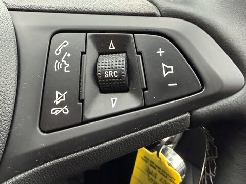 Vauxhall Corsa 1.4 Design 5dr 30