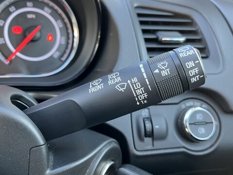 Vauxhall Insignia 2.0T SIDI Elite 5dr [Start Stop] 26