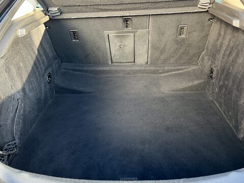 Vauxhall Insignia 2.0T SIDI Elite 5dr [Start Stop] 35