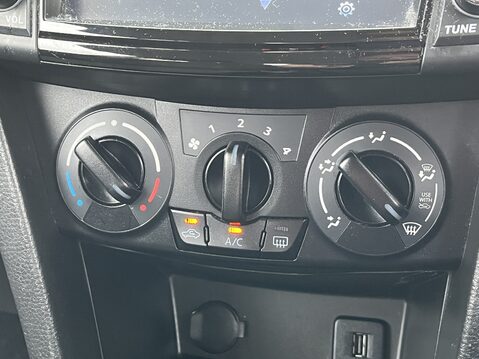 Suzuki Swift 1.2 SZ3 3dr 29