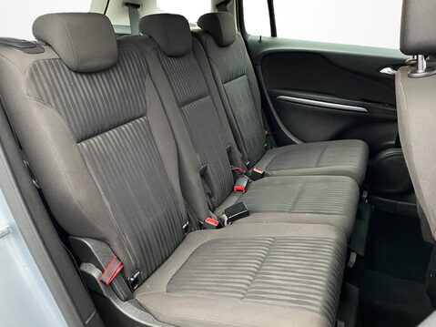 Vauxhall Zafira 1.4T Exclusiv 5dr 32