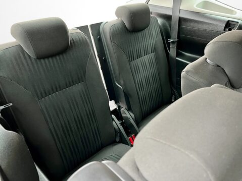 Vauxhall Zafira 1.4T Exclusiv 5dr 31