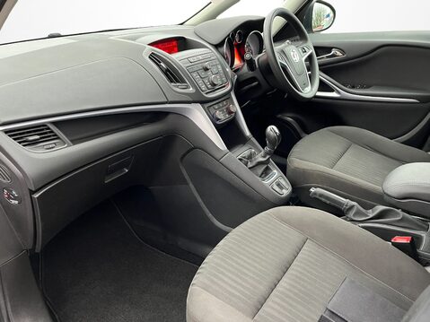 Vauxhall Zafira 1.4T Exclusiv 5dr 2