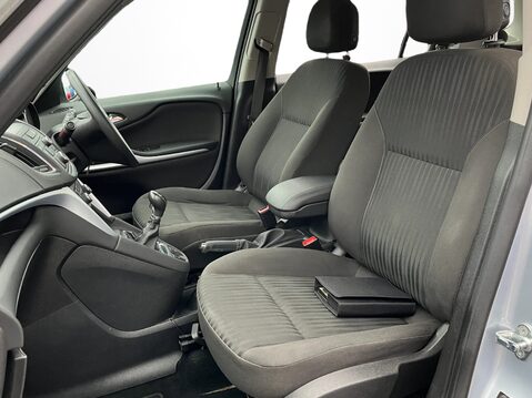 Vauxhall Zafira 1.4T Exclusiv 5dr 12