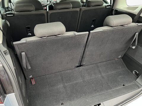 Vauxhall Zafira 1.4T Exclusiv 5dr 35