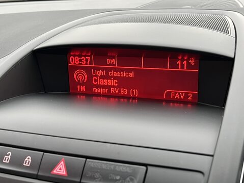 Vauxhall Zafira 1.4T Exclusiv 5dr 25