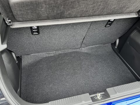 Suzuki Swift 1.2 Mild Hybrid Motion 5dr 34