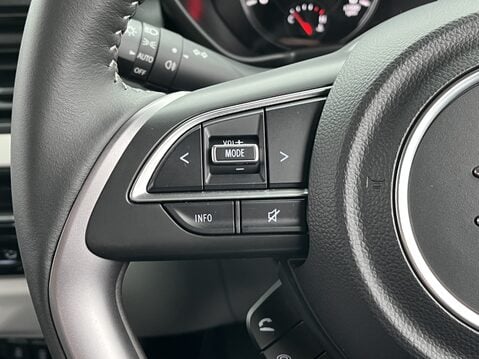 Suzuki Swift 1.2 Mild Hybrid Motion 5dr 21