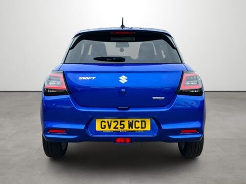 Suzuki Swift 1.2 Mild Hybrid Motion 5dr 8