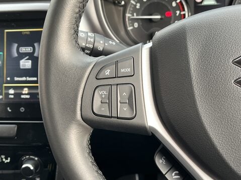 Suzuki Vitara 1.4 Boosterjet Mild Hybrid Motion 5dr 21