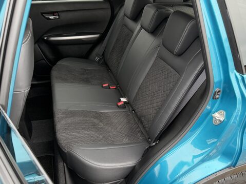 Suzuki Vitara 1.5 Hybrid SZ5 5dr AGS 41