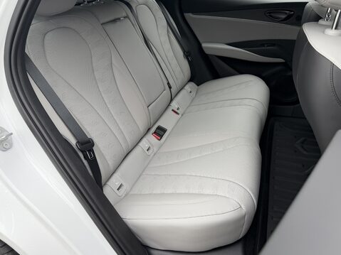 BYD Seal 6 1.5 DM-i Boost 5dr e-CVT 30