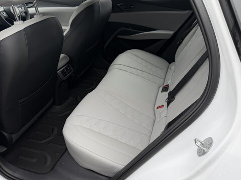 BYD Seal 6 1.5 DM-i Boost 5dr e-CVT 32