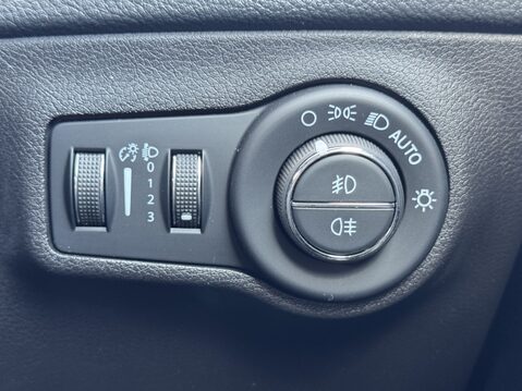 Jeep Compass 1.4 Multiair 140 Night Eagle 5dr [2WD] 31