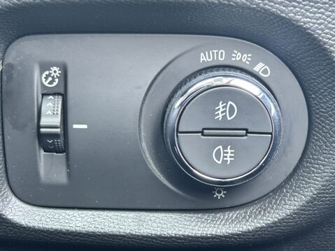 Vauxhall Corsa 100kW Elite Nav 50kWh 5dr Auto [7.4kWCh] 31