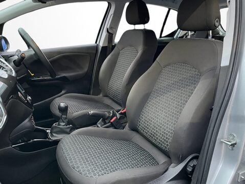 Vauxhall Corsa 1.4 SE Nav 5dr 12