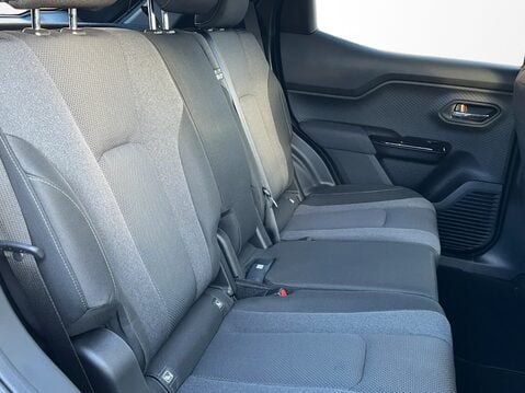 Suzuki e Vitara 128kW Motion 61kWh 5dr Auto 14