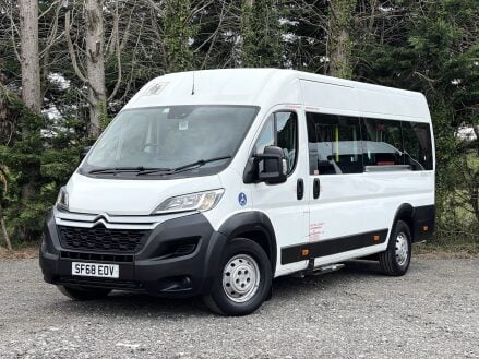 Citroen Relay 2.0 40 L4H2 FLEXILITE 17 SEATER NON D1 MINIBUS with sensors and ramp. 