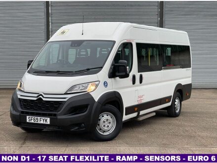 Citroen Relay 2.0 40 L4H2 FLEXILITE 17 SEATER MINIBUS WITH SENSORS AND RAMP