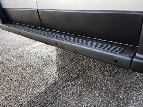 Citroen Relay 2.0 40 L4H2 Lightweight 17 seater minibus with full ramp and parking sensor 7