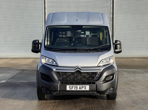 Citroen Relay 2.0 40 L4H2 Lightweight 17 seater minibus with full ramp and parking sensor 12