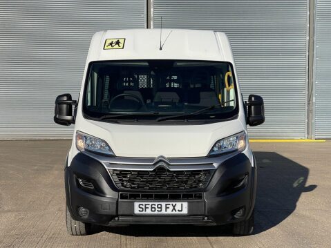 Citroen Relay 2.0 40 L4H2 Lightweight 17 seater minibus with full ramp, A/C and sensors 13