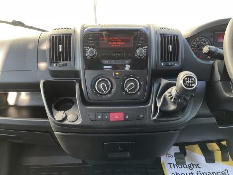 Citroen Relay 2.0 40 L4H2 Lightweight 17 seater minibus with full ramp, A/C and sensors 24