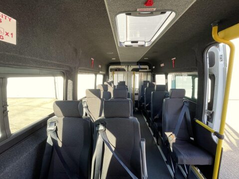 Citroen Relay 2.0 40 L4H2 Lightweight 17 seater minibus with full ramp, A/C and sensors 29