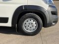 Citroen Relay 2.0 40 L4H2 Lightweight 17 seater minibus with full ramp, A/C and sensors 32