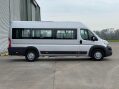 Citroen Relay 2.0 BlueHDi 40 L4H2 17 Seater Minibus with adjustable Air suspension 14