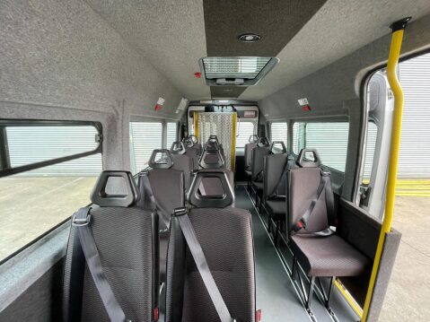 Citroen Relay 2.0 BlueHDi 40 L4H2 17 Seater Minibus with adjustable Air suspension 29