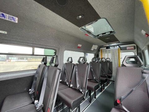 Citroen Relay 2.0 BlueHDi 40 L4H2 17 Seater Minibus with adjustable Air suspension 28