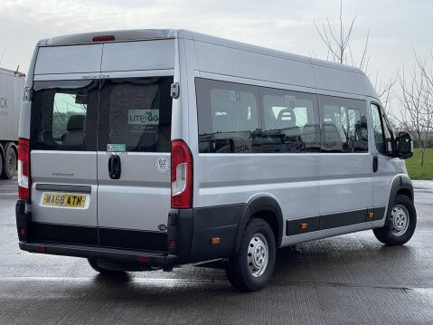 Peugeot Boxer 2.0 440 L4H2 17 seat MINIBUS LITE Non D1, Full width ramp & parking sensors 11