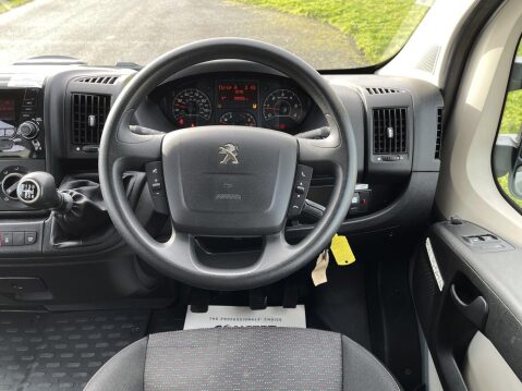 Peugeot Boxer 2.0 440 L4H2 17 seat MINIBUS LITE Non D1, Full width ramp & parking sensors 17