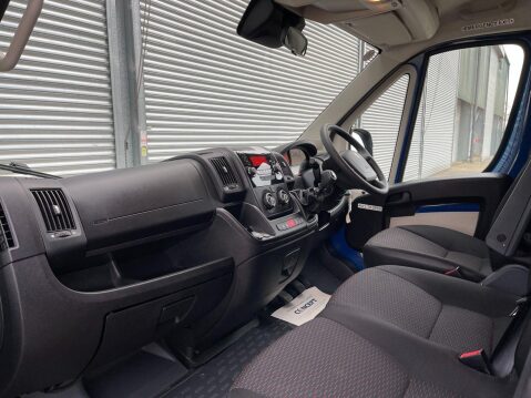 Peugeot Boxer 2.0 BlueHDi 440 17 seat lightweight minibus with ramp and A/C. L4 H2 Euro6 19