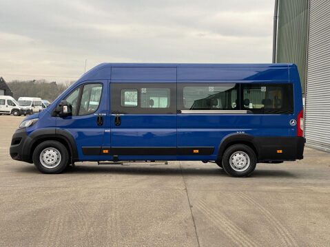 Peugeot Boxer 2.0 BlueHDi 440 17 seat lightweight minibus with ramp and A/C. L4 H2 Euro6 14