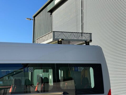 Peugeot Boxer 2.0 BlueHDi 440 17 seat lightweight Non D1 minibus with sensors and ramp. 11