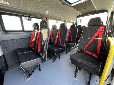 Peugeot Boxer 2.0 BlueHDi 440 17 seat lightweight Non D1 minibus with sensors and ramp. 32