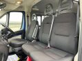 Peugeot Boxer 2.0 BlueHDi 440 17 seat lightweight minibus with ramp and A/C. L4 H2 Euro6 22
