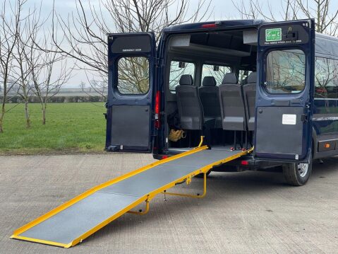 Peugeot Boxer 2.2 BlueHDi 440 17 seat Lightweight, NON D1 minibus, Sensors, Camera, Ramp 2