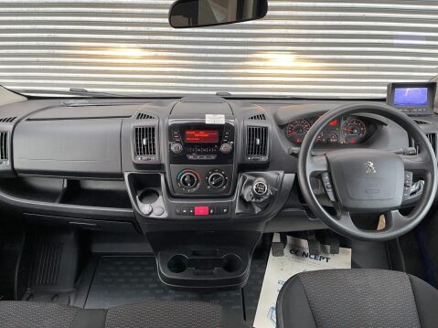 Peugeot Boxer 2.2 BlueHDi 440 17 seat Lightweight, NON D1 minibus, Sensors, Camera, Ramp 3