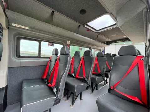 Peugeot Boxer 2.2 BlueHDi 440 17 seat Lightweight, NON D1 minibus, Sensors, Camera, Ramp 4