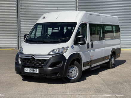 Citroen Relay 40 L4H2 BLUEHDI 17 SEAT LIGHTWEIGHT NON D1* MINIBUS w/ RAMP, SENSORS, A/C