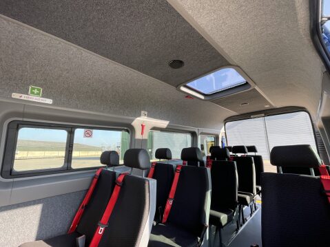 Peugeot Boxer BLUE HDI 440 L4H2 17 SEAT LIGHTWEIGHT NON D1 MINIBUS with roof rack 4
