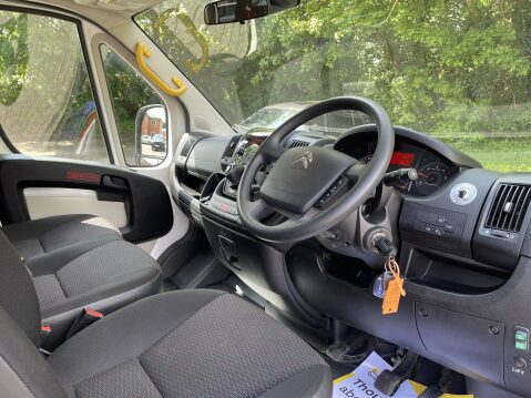 Citroen Relay 40 L4H2 17 Seat Lightweight non D1* Minibus with Hydraulic passenger lift 15