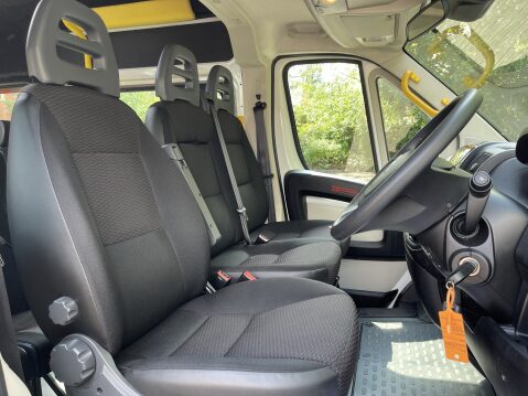 Citroen Relay 40 L4H2 17 Seat Lightweight non D1* Minibus with Hydraulic passenger lift 17
